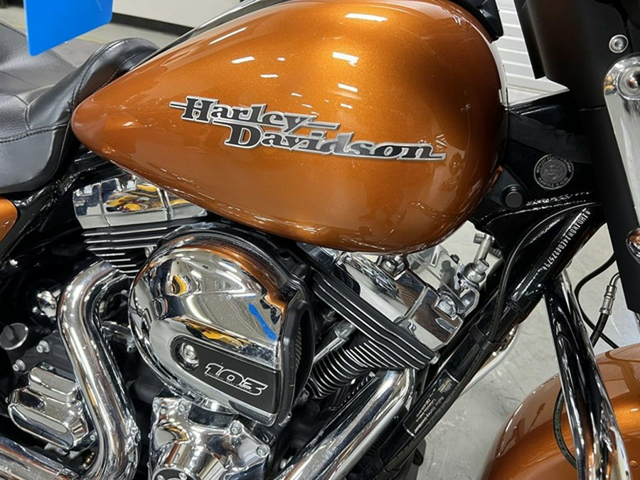 2014 Harley-Davidson FLHX - Street Glide