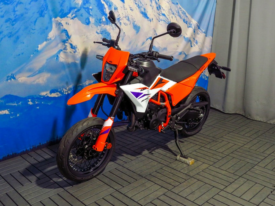 2026 KTM SMC 390 R