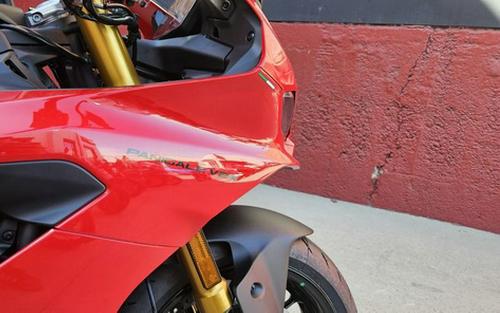2026 Ducati Panigale V2 S Ducati Red