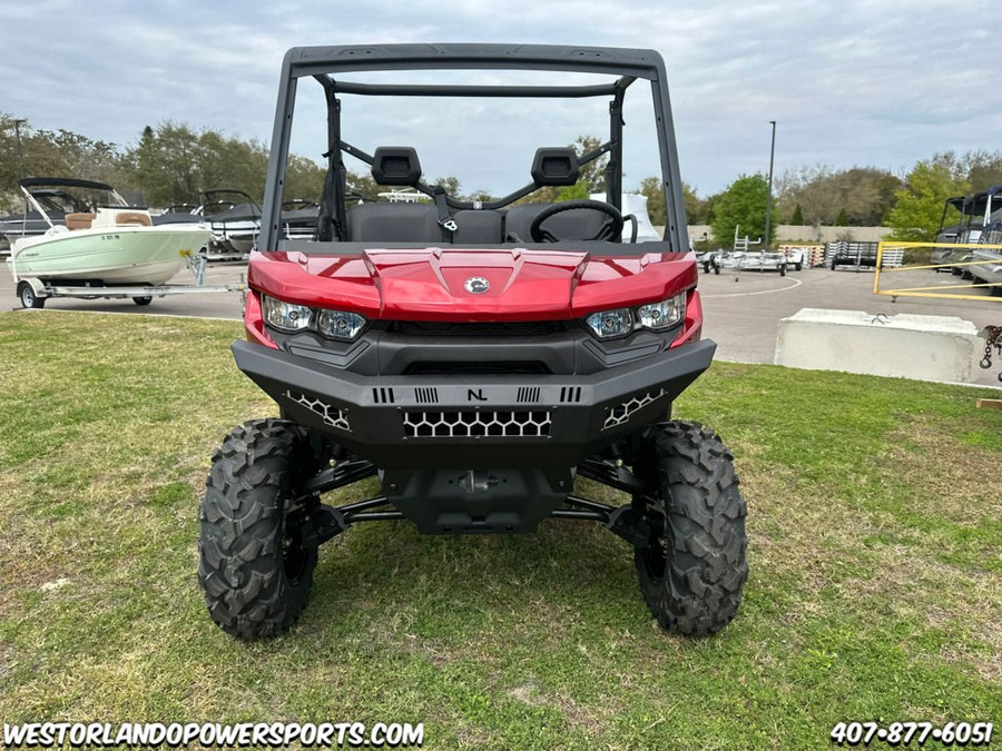 2024 Can-Am® Defender DPS HD10 Fiery Red