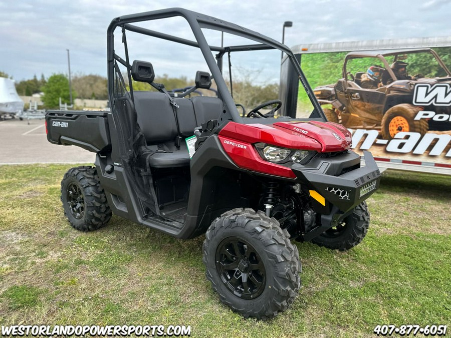 2024 Can-Am® Defender DPS HD10 Fiery Red