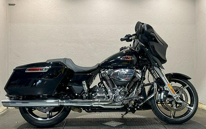 Harley-Davidson Street Glide® 2024 FLHX 84445530 VIVID BLACK
