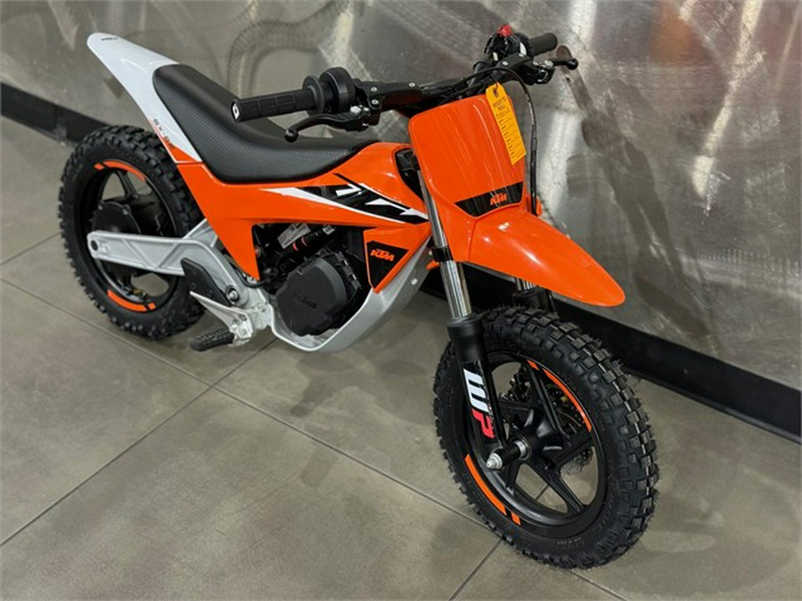 2025 KTM SX-E 2