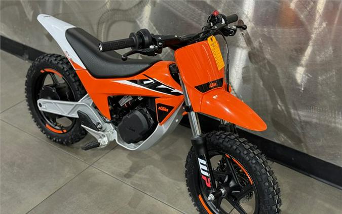 2025 KTM SX-E 2