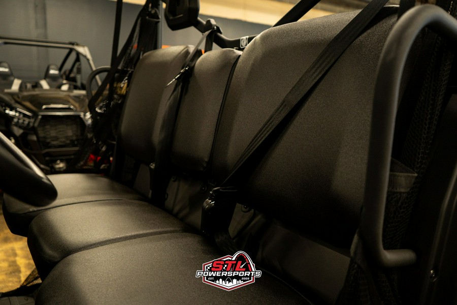 2025 Can-Am Defender DPS HD10