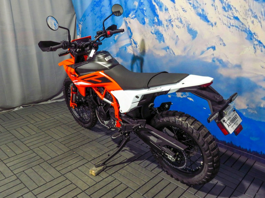 2026 KTM Enduro 390 R