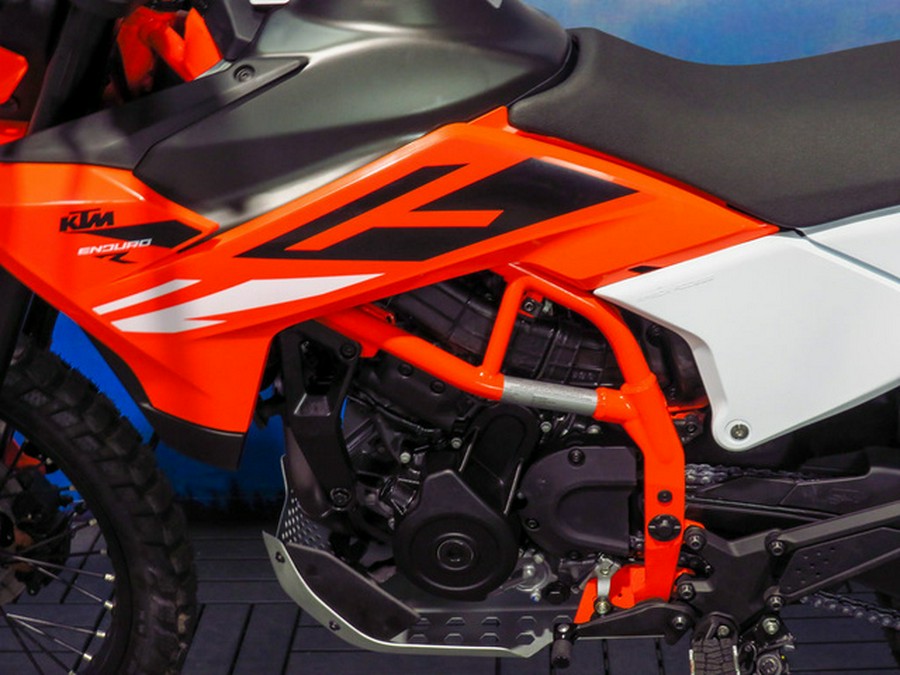 2026 KTM Enduro 390 R