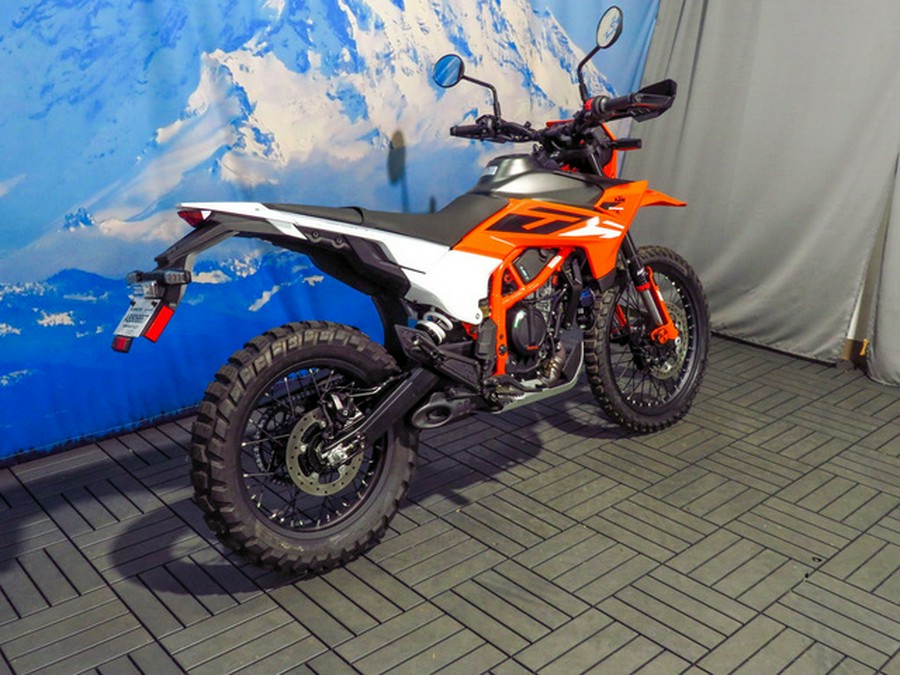 2026 KTM Enduro 390 R