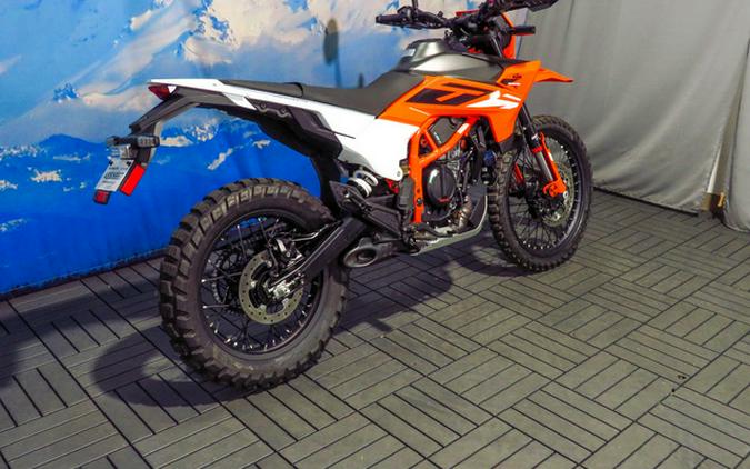 2026 KTM Enduro 390 R