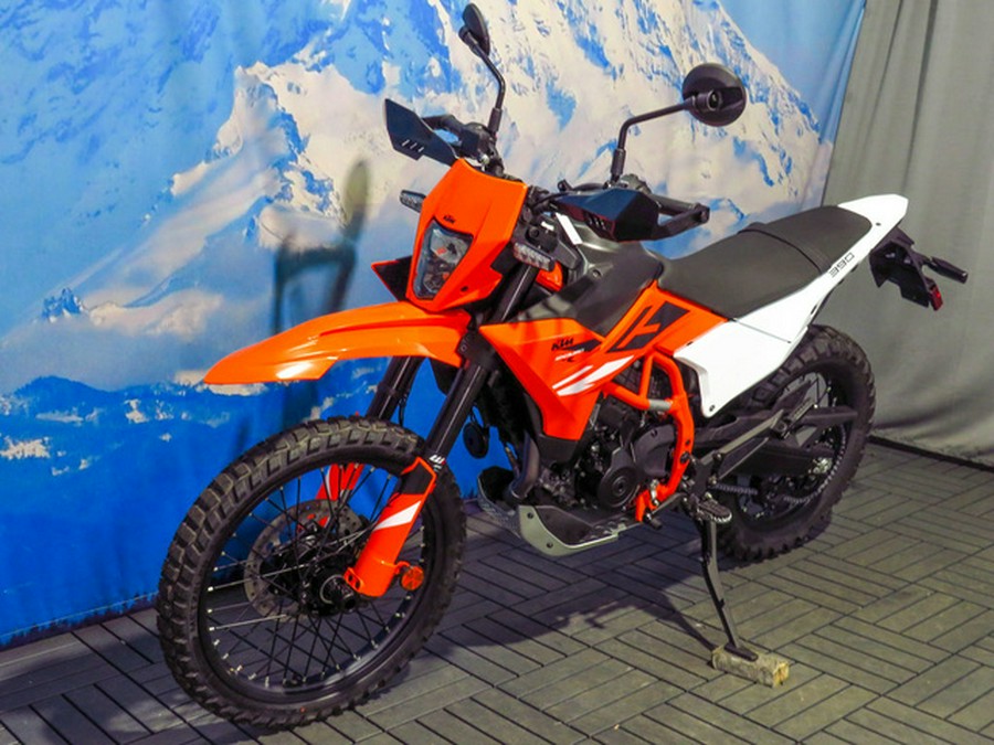 2026 KTM Enduro 390 R