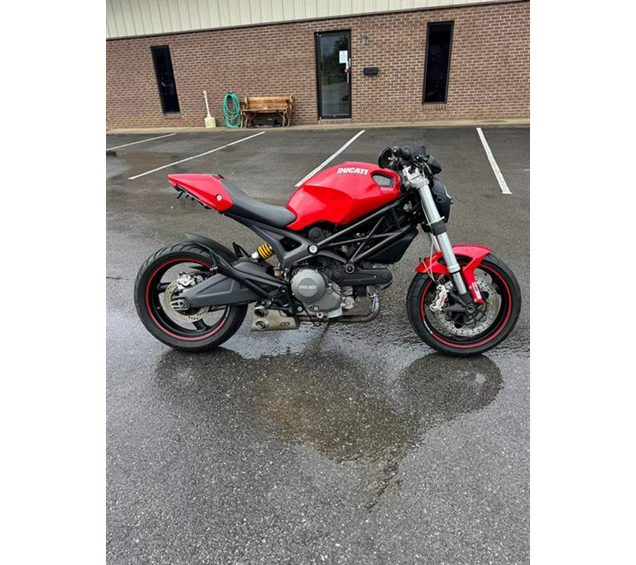 2009 Ducati Monster 696