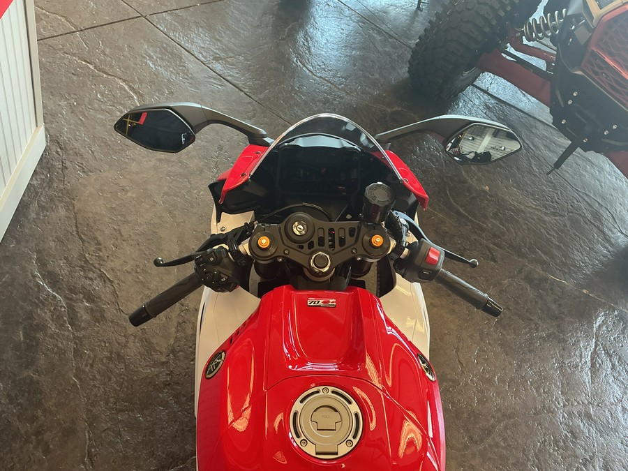 2026 YZF-R7 - Yamaha