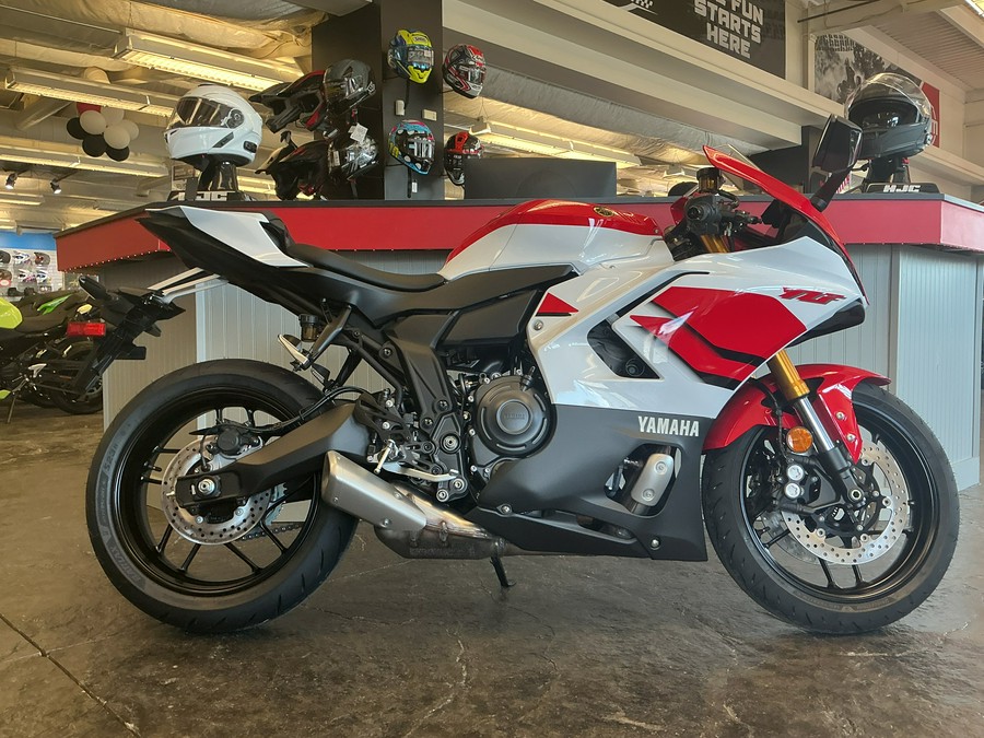 2026 YZF-R7 - Yamaha