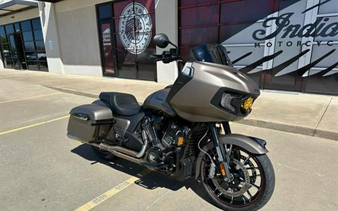 2021 Indian Motorcycle Challenger® Dark Horse®