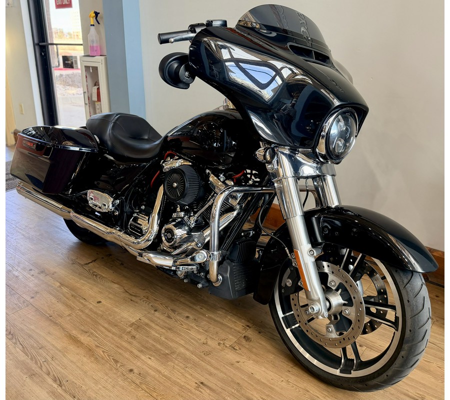 2017 Harley-Davidson Street Glide®