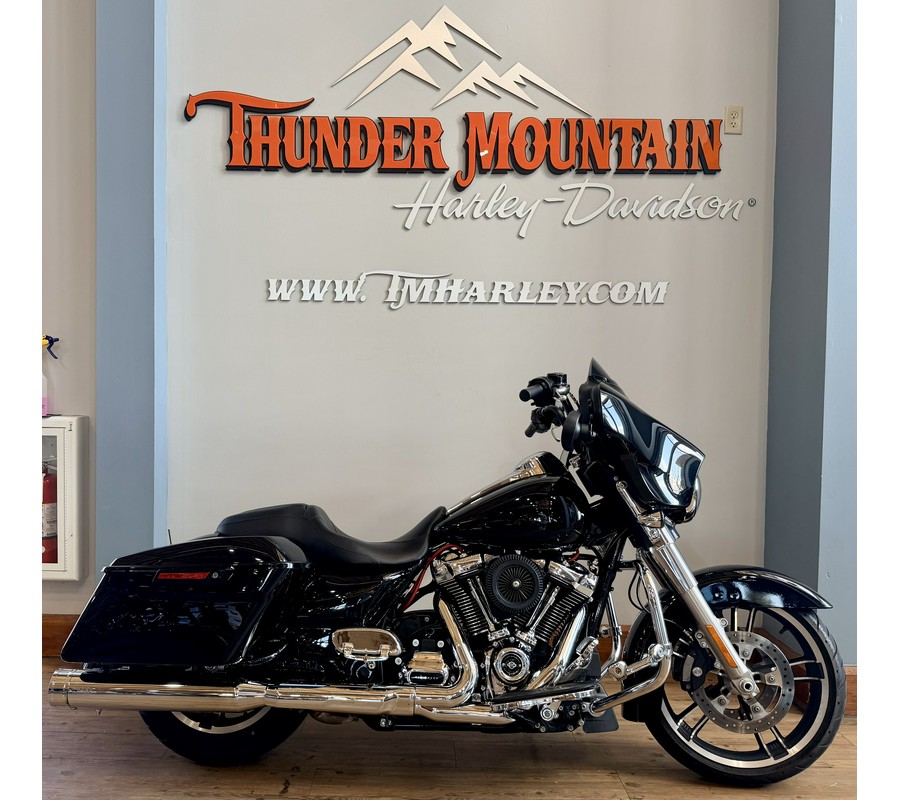 2017 Harley-Davidson Street Glide®