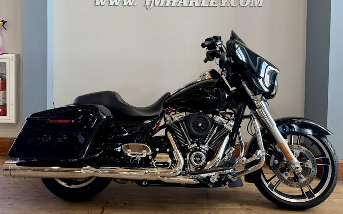 2017 Harley-Davidson Street Glide®