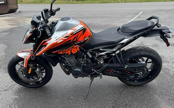 2019 KTM 790 Duke