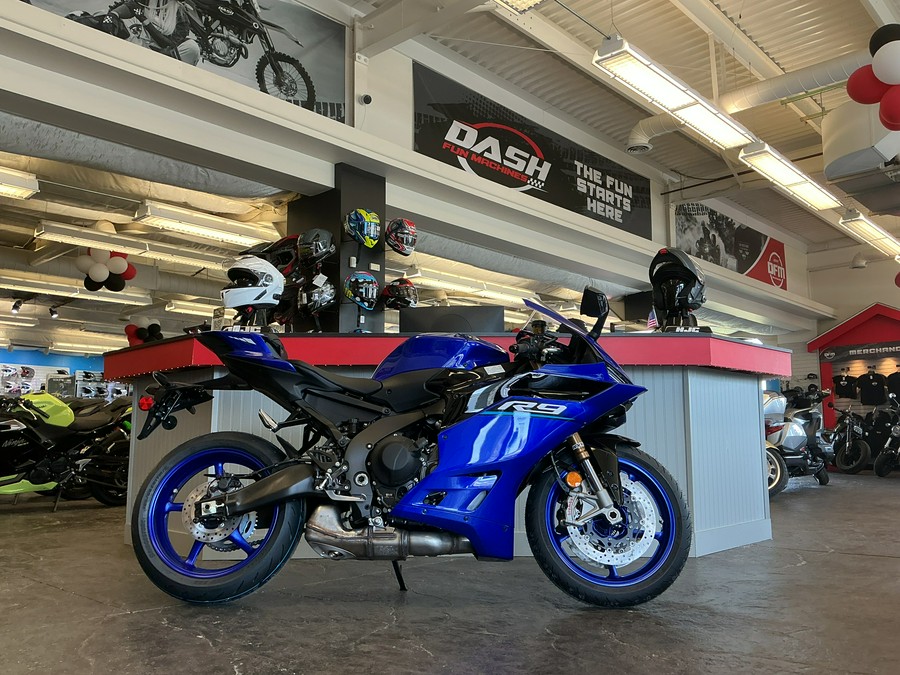 2026 YZF-R9 - Yamaha