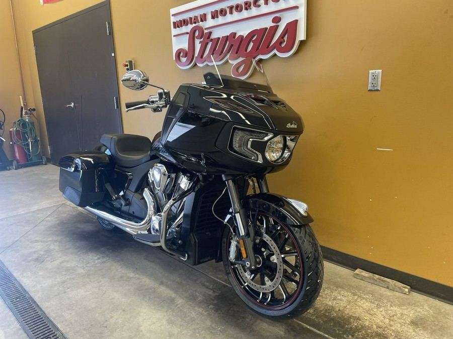 2020 Indian Motorcycle® Challenger Limited Thunder Black Pearl