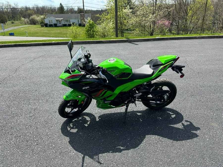 2024 Kawasaki Ninja 500 KRT Edition SE ABS