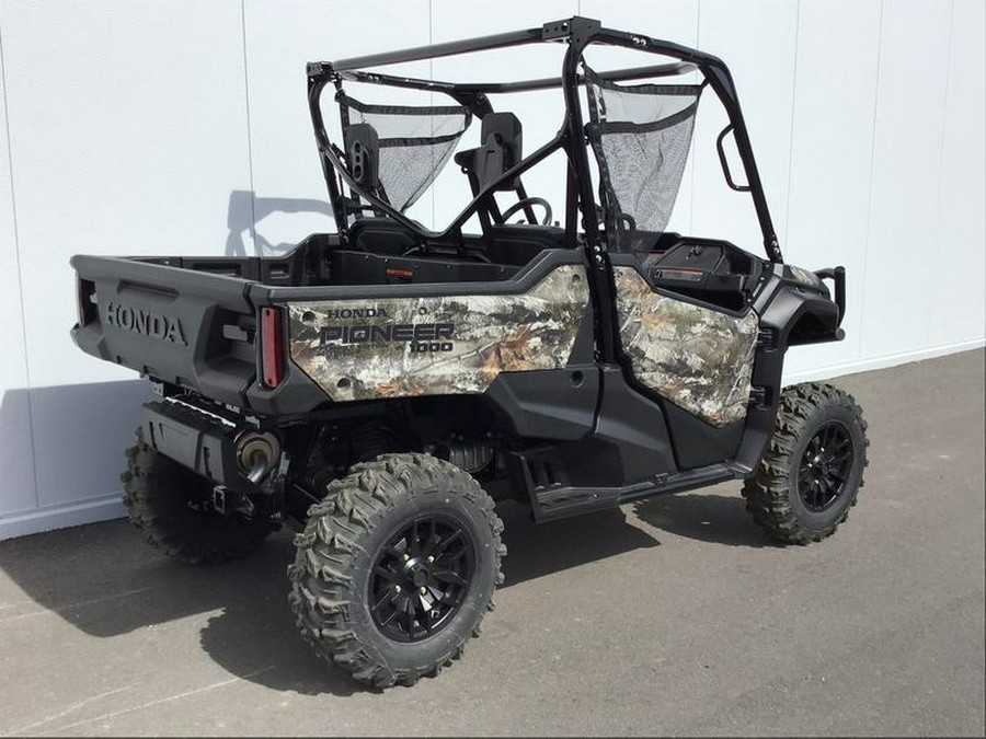 2025 Honda® Pioneer 1000 Forest