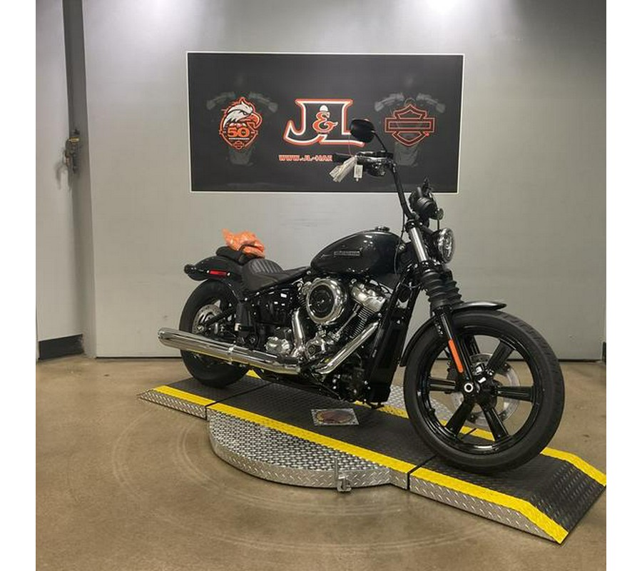 2025 Harley-Davidson® FXBB - Street Bob®