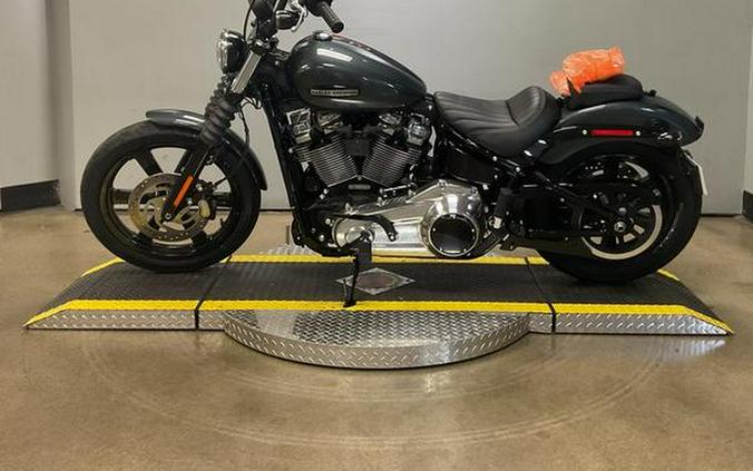 2025 Harley-Davidson® FXBB - Street Bob®