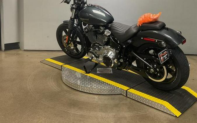 2025 Harley-Davidson® FXBB - Street Bob®
