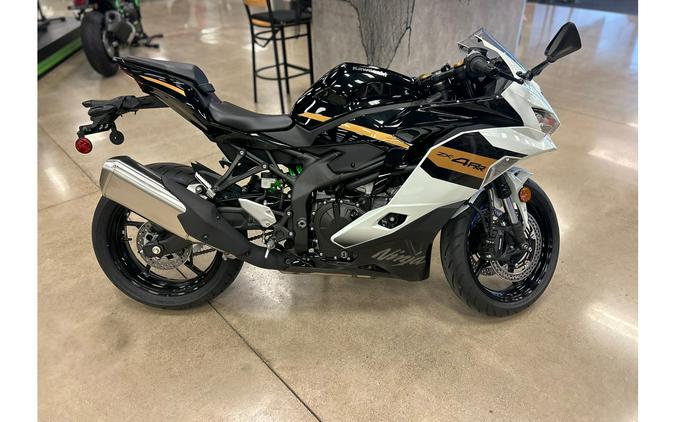 2026 Kawasaki NINJA ZX-4RR ABS