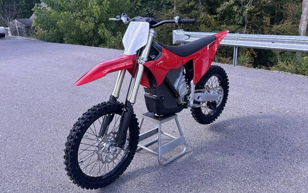 2025 Stark Future VARG MX 1.2 80HP