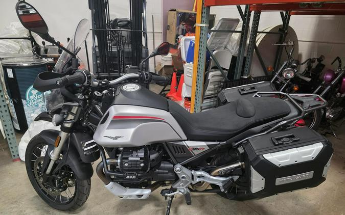2022 Moto Guzzi V85 TT Travel E5