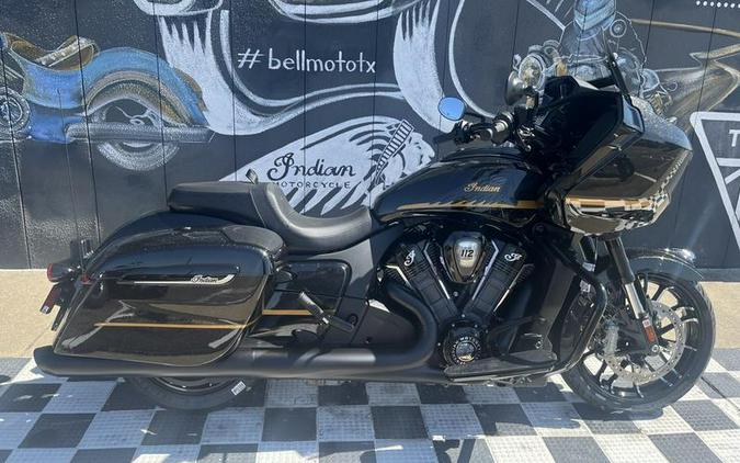 2026 Indian Motorcycle® Challenger® Dark Horse® 112 w/PowerBand Audio Black Crystal w/Black Metalli