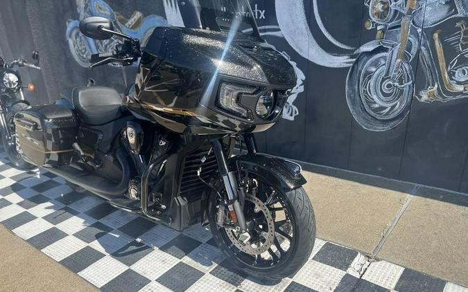 2026 Indian Motorcycle® Challenger® Dark Horse® 112 w/PowerBand Audio Black Crystal w/Black Metalli