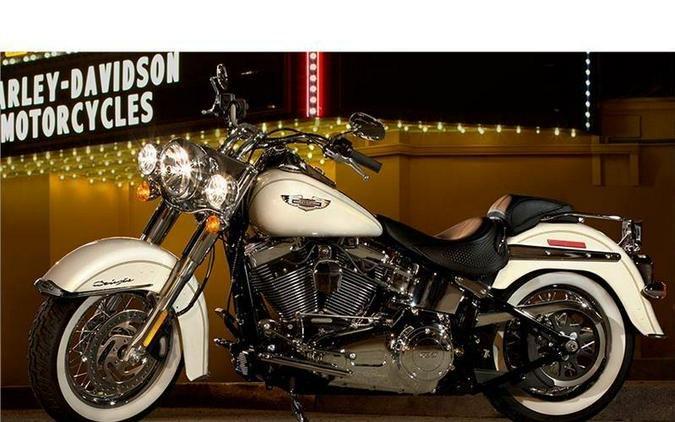 2015 Harley-Davidson Softail® Deluxe