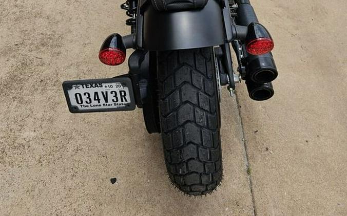 2018 Indian Motorcycle® Scout® Bobber ABS Thunder Black Smoke