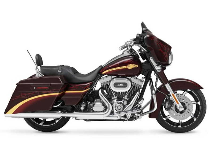 2010 Harley-Davidson® FLHXSE - CVO™ Street Glide®