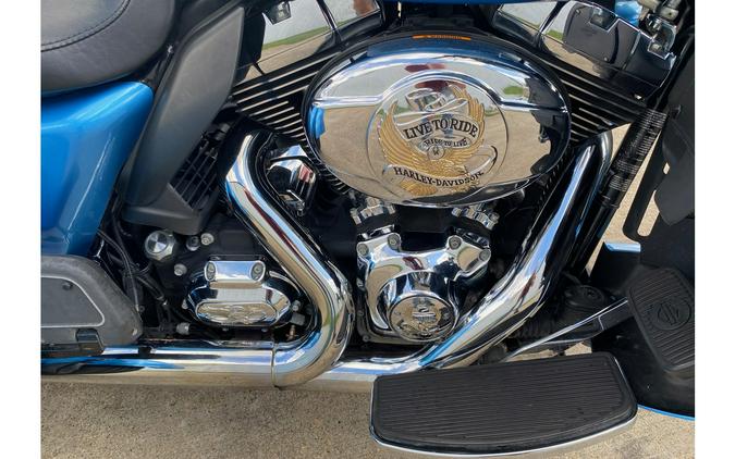 2011 Harley-Davidson® TRI-GLIDE ULTRA CLASSIC FLHTCUTG