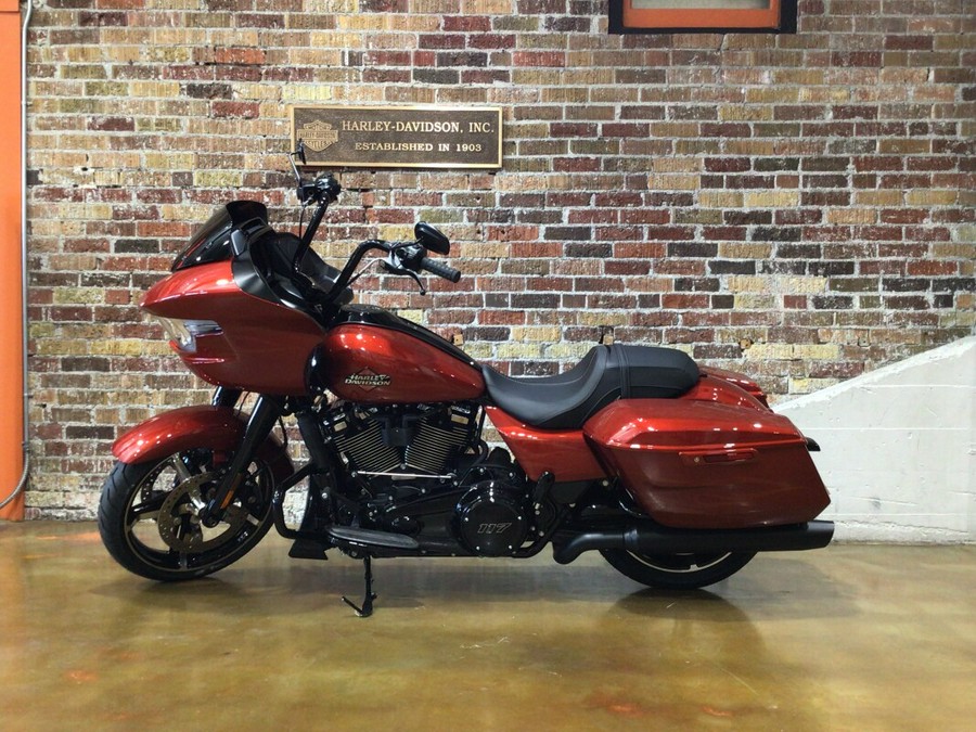FLTRX 2025 Road Glide