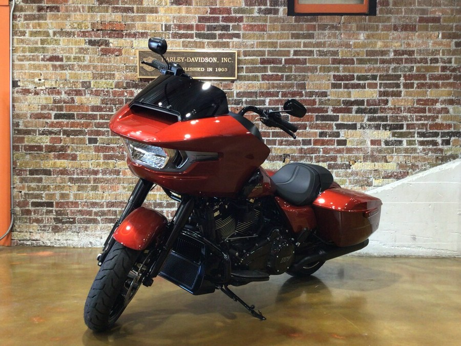 FLTRX 2025 Road Glide