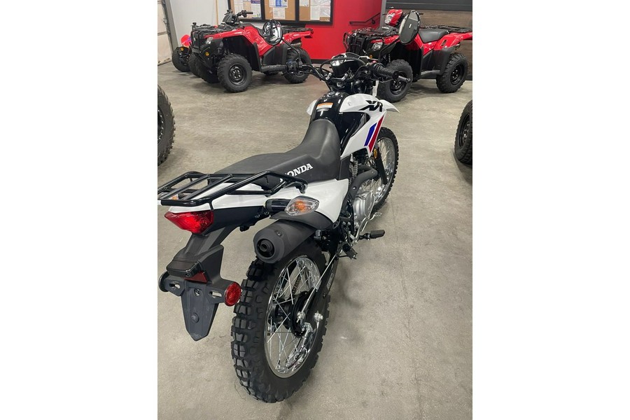 2025 Honda XR™ 150L