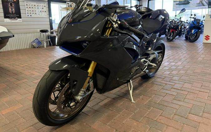 2018 Ducati Panigale V4 S