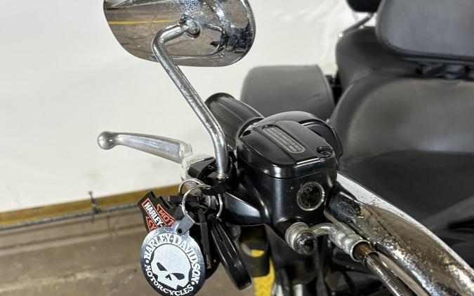 2008 Harley-Davidson® Road King® Classic Vivid Black
