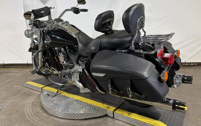 2008 Harley-Davidson® Road King® Classic Vivid Black