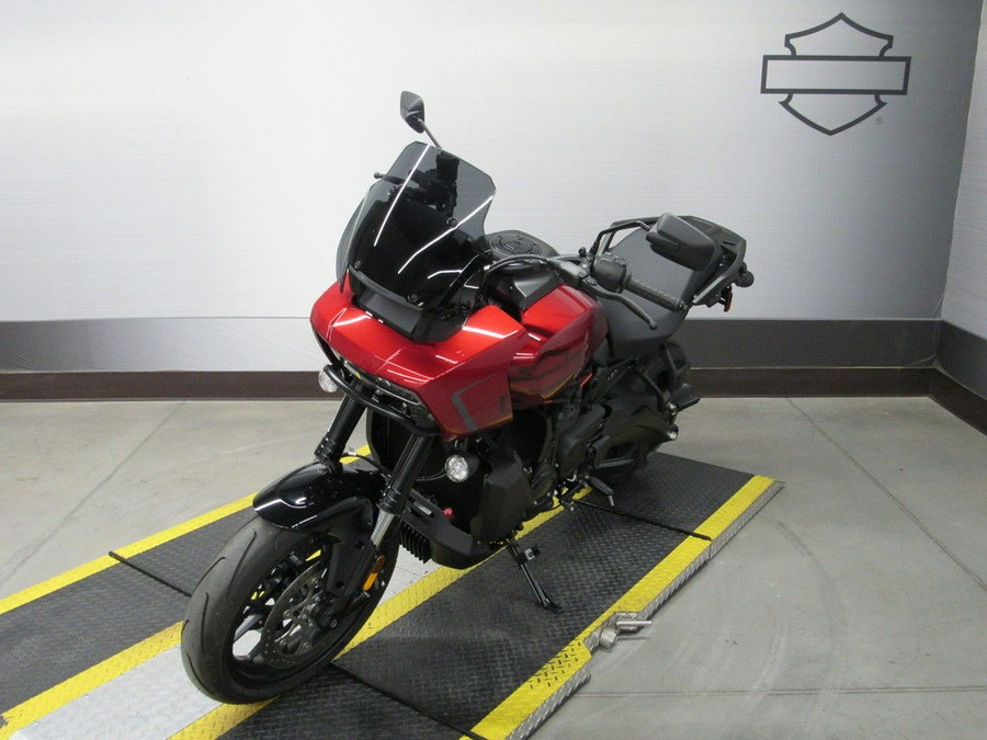 2025 Harley-Davidson® RA1250ST - Pan America® 1250 ST