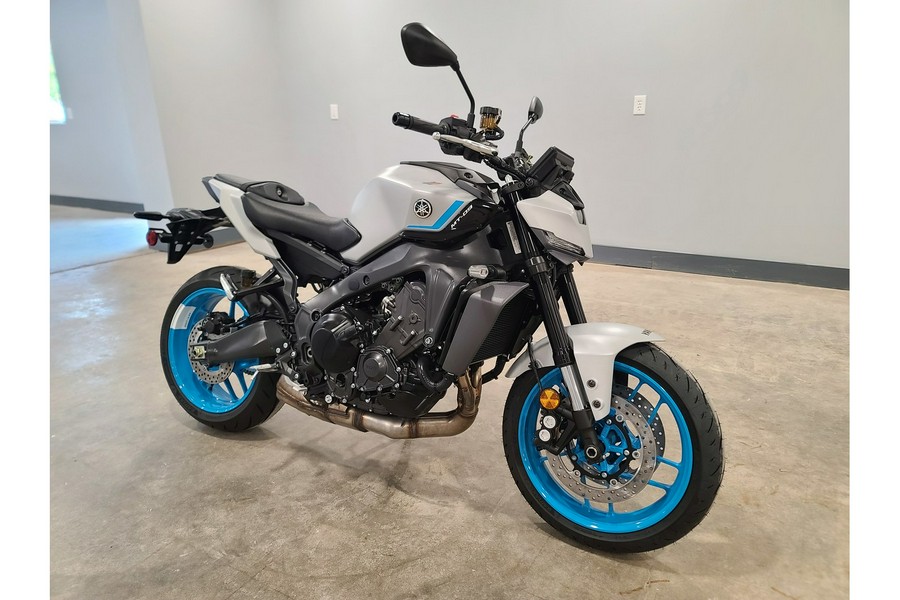 2025 Yamaha MT 09