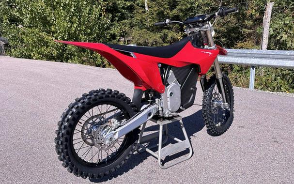 2025 Stark Future VARG MX 1.2 80HP