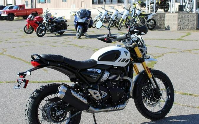 2026 TRIUMPH SCRAMBLER 400 XC