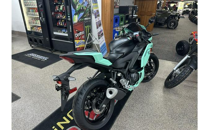 2026 Yamaha YZF-R3 ABS