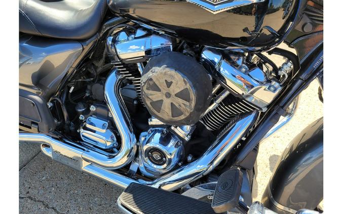 2022 ROAD KING - Harley-Davidson®
